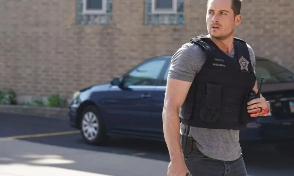 Fun Facts About Jesse Lee Soffer